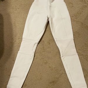 Alo Yoga Beige Leggings